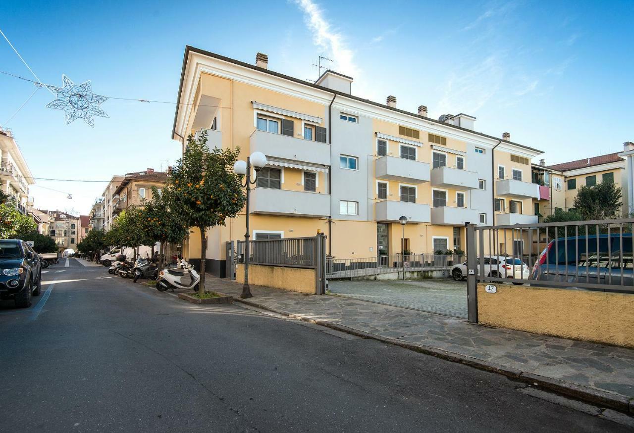 Appartamenti Palmaria Diano Marina Exterior foto